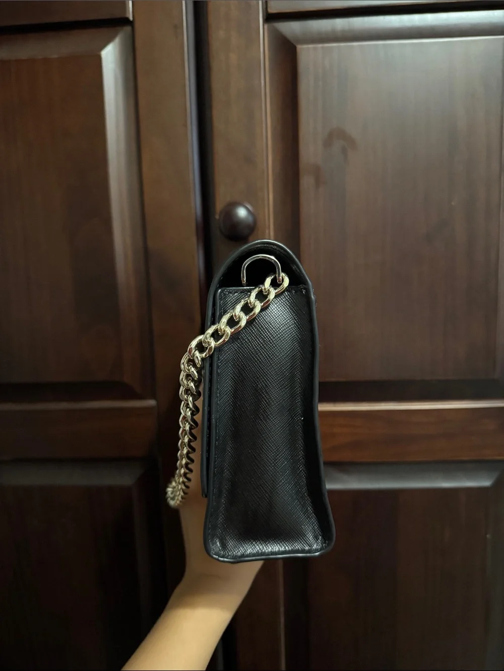 Kate spade 2-in- 1 Black Leather Shoulder Bag with Gold Hardware